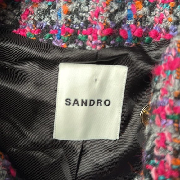 NEW SANDRO Cropped  wool blend bouclé-tweed jacket - Black/Fuschia FR 38 - Picture 13 of 16